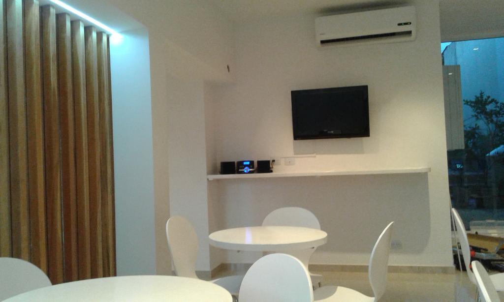 Hotel St. James Pinamar Esterno foto